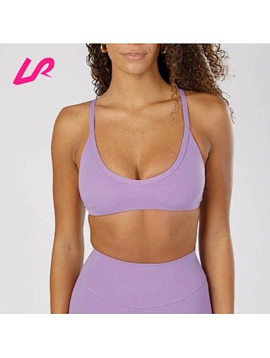 Cover up in style with our crossover sports bra. Designed for comfort and support, it's a must-have for any workout wardrobe. Shop now and stay ahead of the trend.